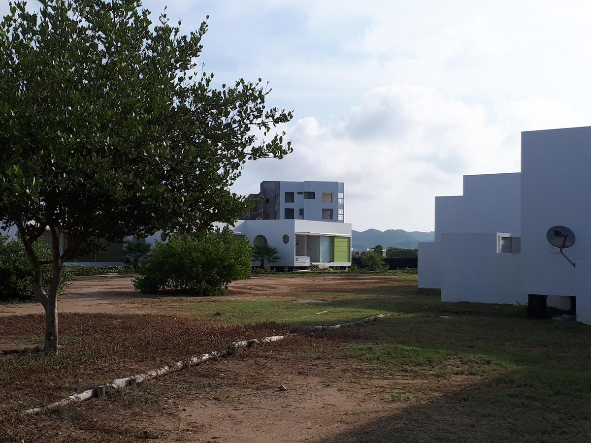 Cabana Puerto Velero Puerto Caimán Exterior photo